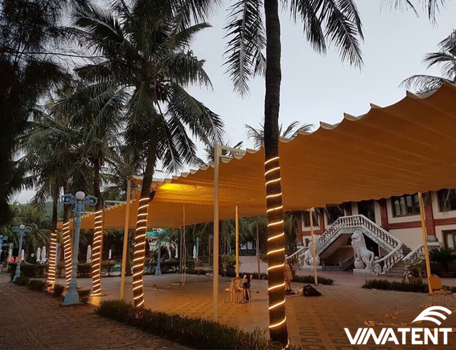 sử dụng mái xếp di động cho nhà hàng khách sạn