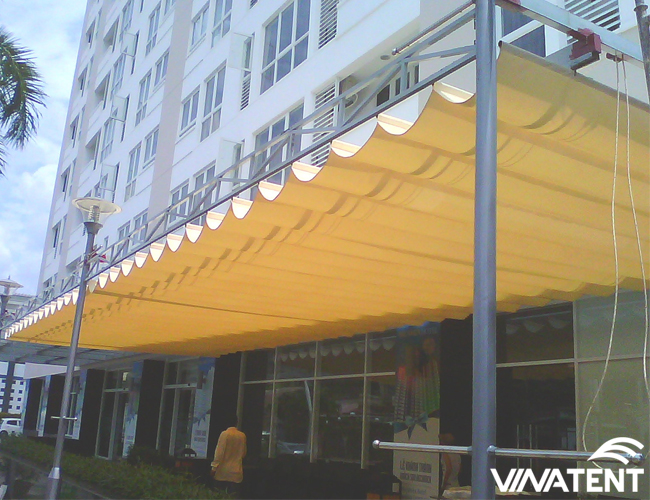 Sử dụng mái xếp di động lượn sóng cho không gian ngoài trời