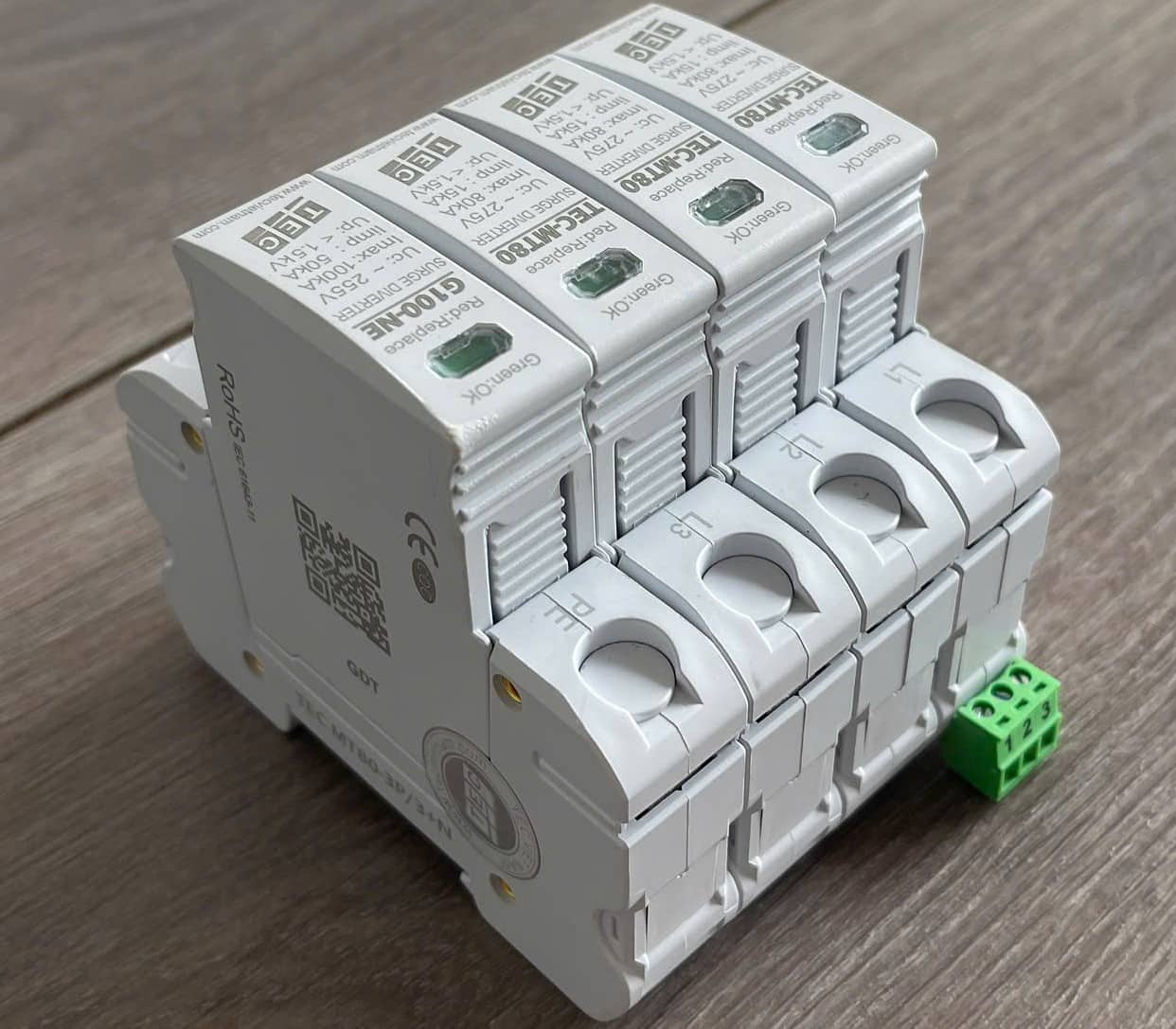 CB chống sét 3 pha 80ka TEC MT80-3P