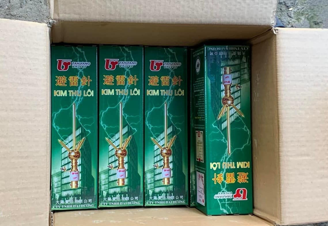 Cột thu lôi chống sét cổ điển TY901