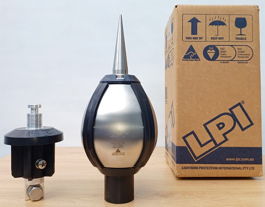 kim thu sét LPI Stormaster Úc