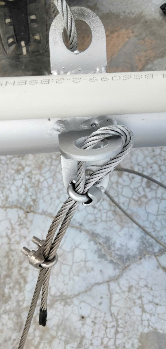 Giằng néo cột thu sét Liva BX125