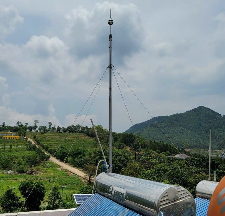 Lắp đặt kim thu sét Liva CX070 cho nhà ở