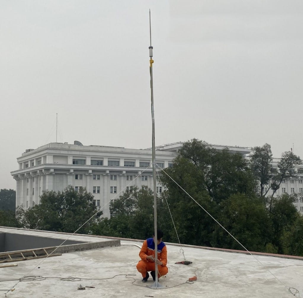 Lắp kim chống sét Pulsar cho bệnh viện