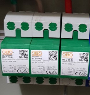 Lắp thiết bị chống sét OBO MCD 50-B