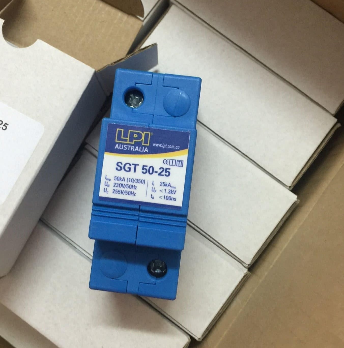 Thiết bị chống sét, cắt sét LPI SGT50-25 hãng lpi úc SGT 50-25