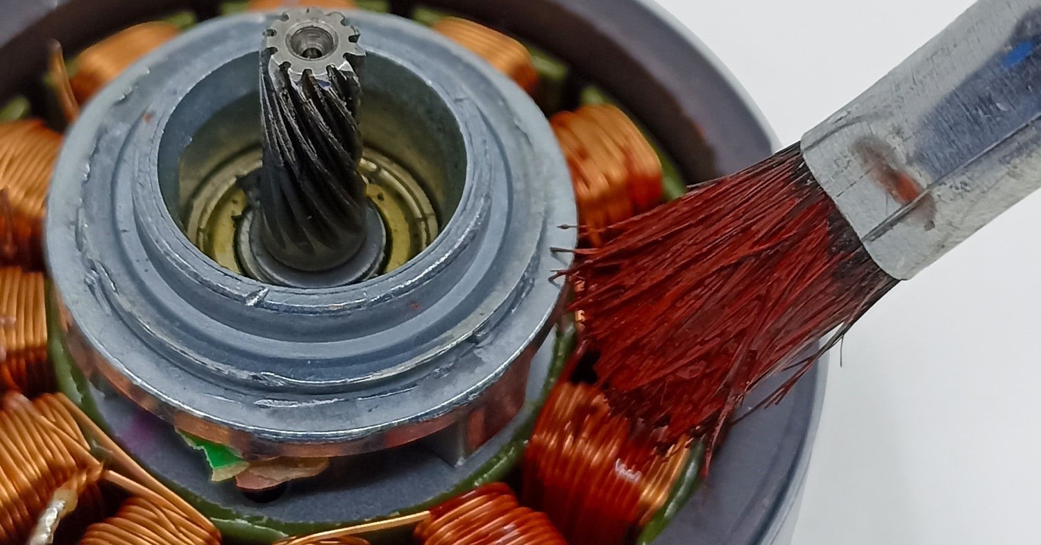 Tại sao cần sơn cách điện