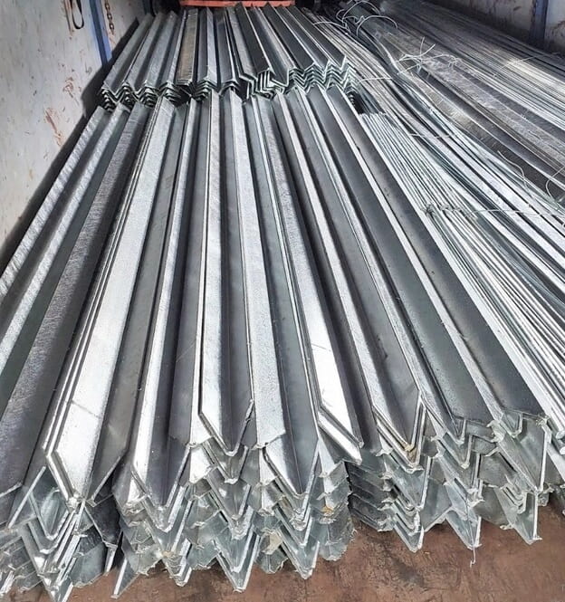 Thép L mạ kẽm nhúng nóng