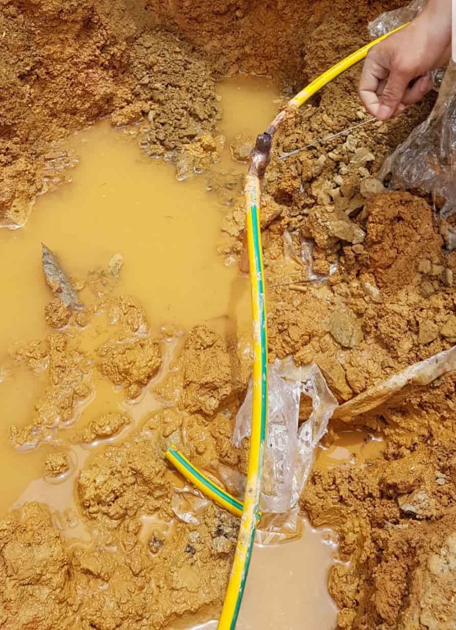 Thi công dây tiếp địa chống sét