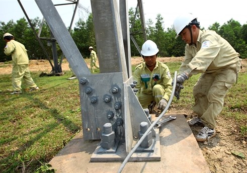 Thi công hệ thống tiếp địa cột điện cao thế