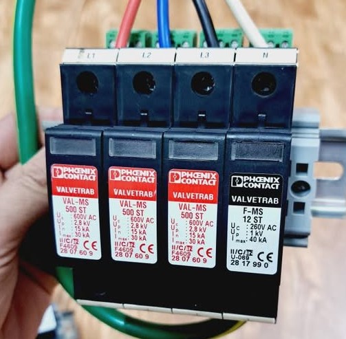 Thiết bị chống sét lan truyền Phoenix Contact đức