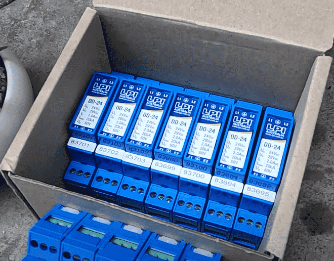 Thiết bị cắt sét lan truyền đường tín hiệu LPI DD-24