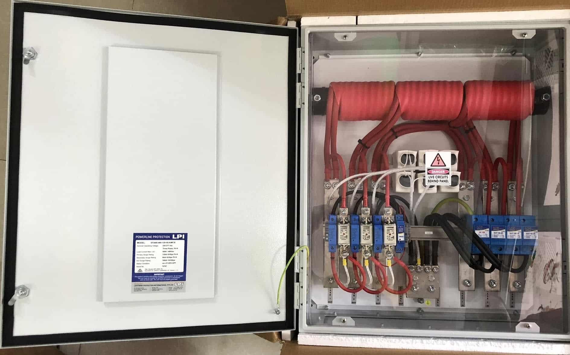 Tủ cắt lọc sét LPI úc