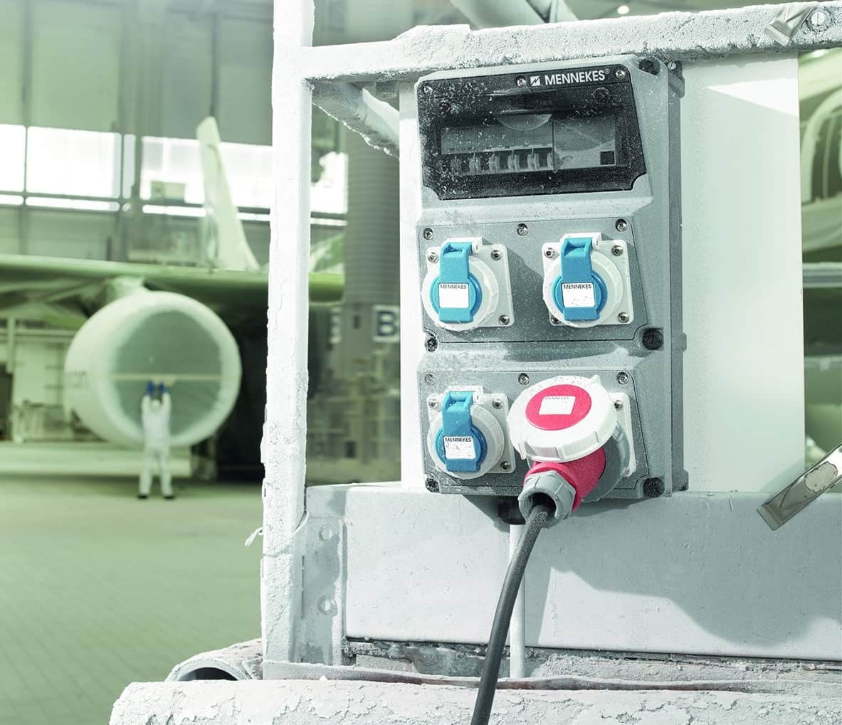 Ưu điểm ổ cắm công nghiệp mennekes