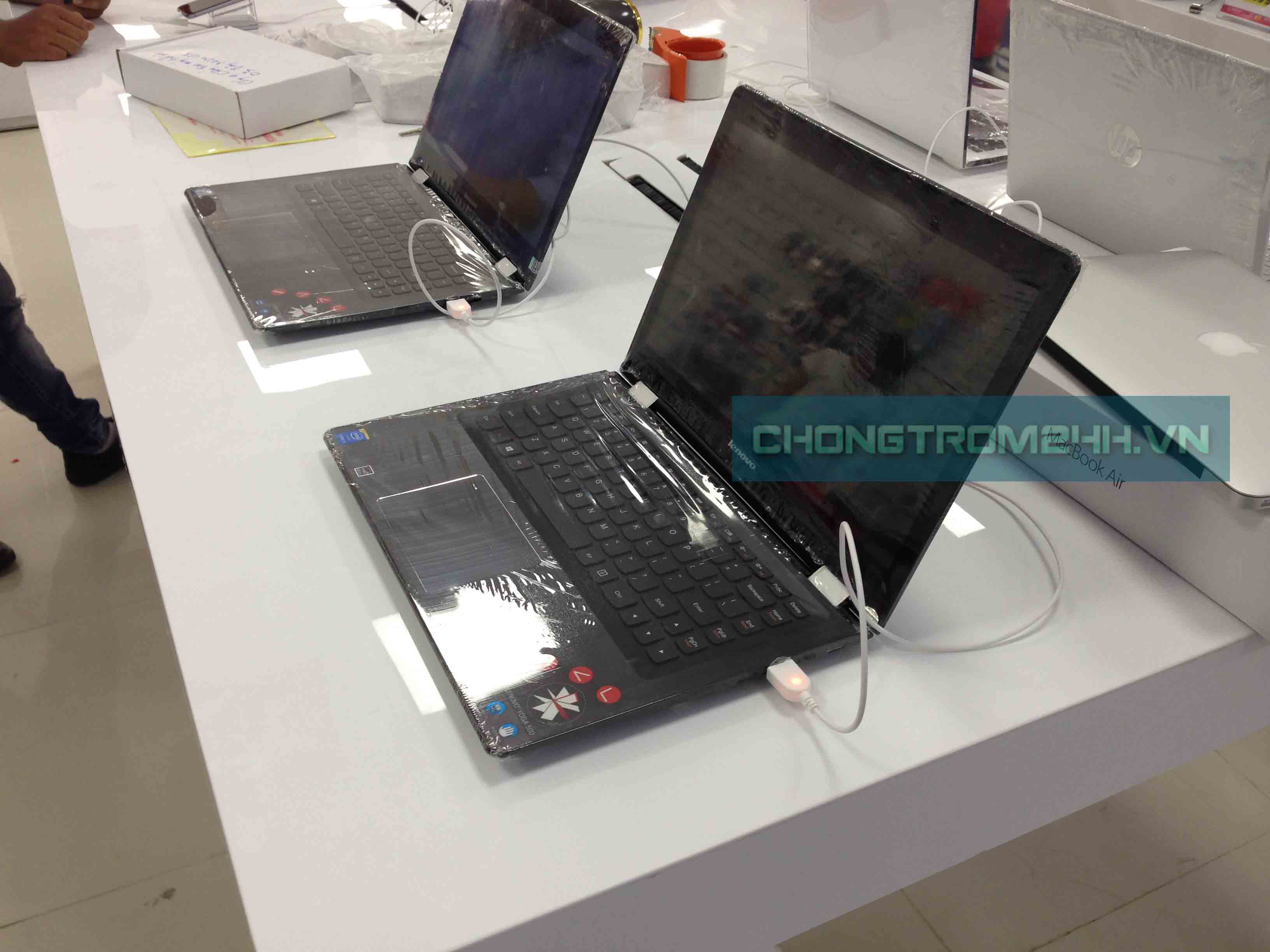 Chống trộm laptop trưng bày