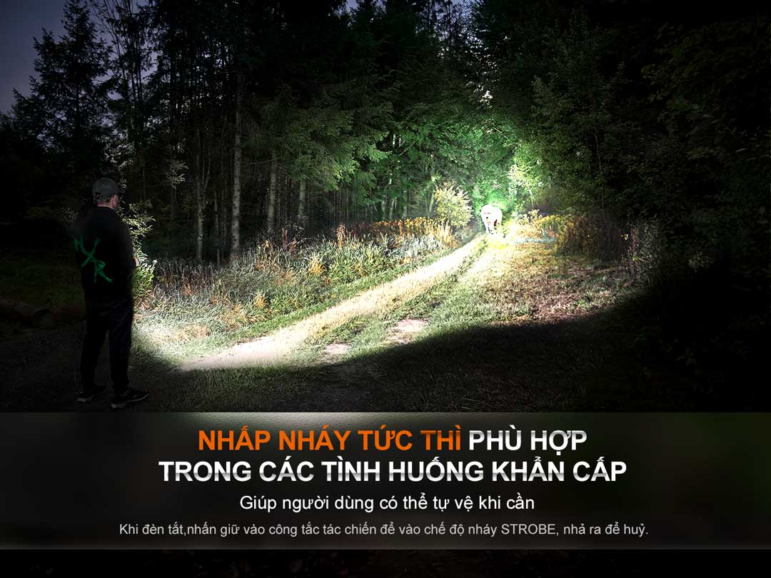 Đèn pin chiếu xa FENIX HT18R với tính năng nháy Strobe phù hợp với các tình huống khẩn cấp