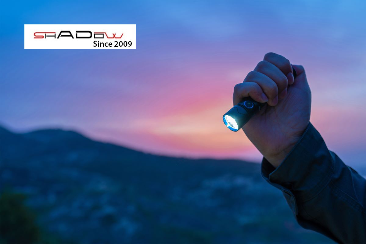 nguyên nhân Đèn pin nhấp nháy