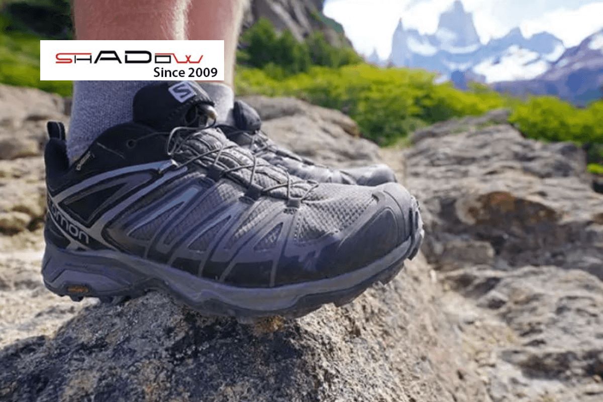 Chuẩn bị giày thể thao chất lượng cho chuyến đi glamping