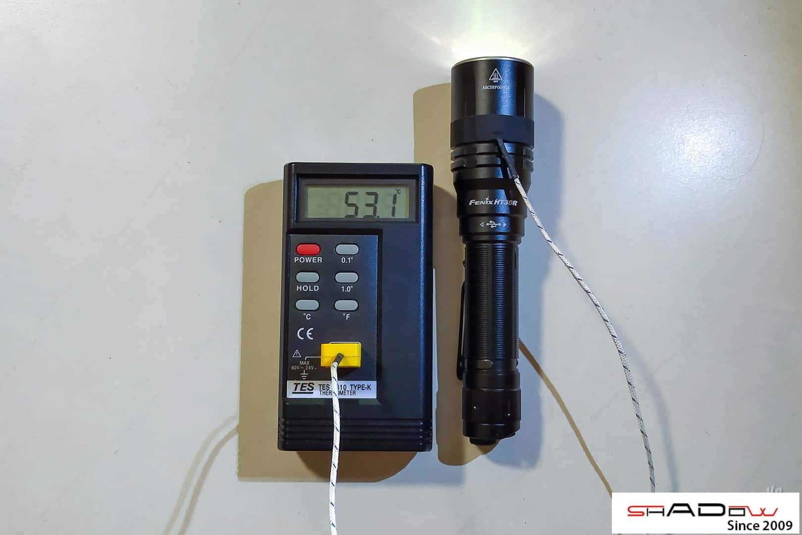 review đèn pin fenix ht30r 15