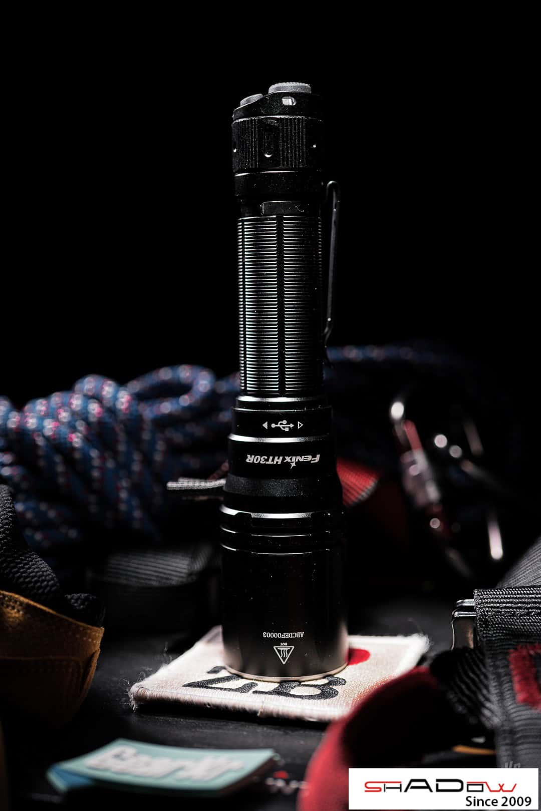 review đèn pin fenix ht30r 26