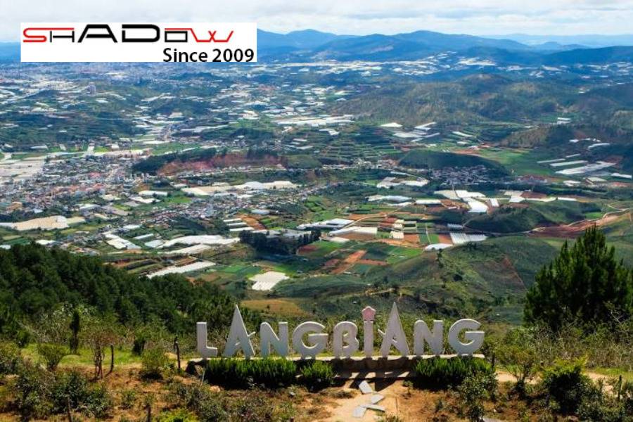 Khung cảnh từ đỉnh núi Langbiang