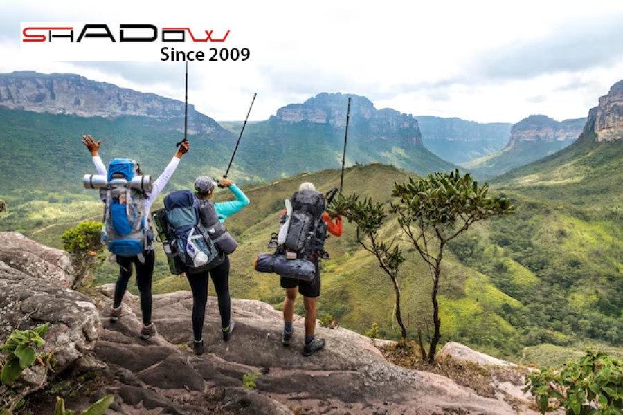 Hoạt động Trekking
