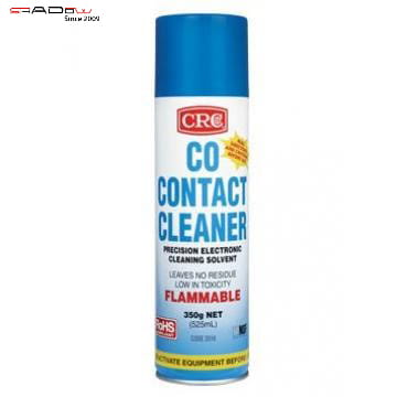 Vệ sinh đèn pin led bằng bình xịt vệ sinh