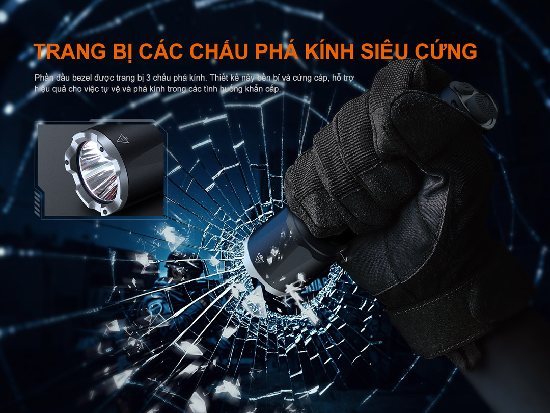 Đèn pin Fenix TK17 trang bị chấu phá kính siêu cứng dùng cho tình huống khẩn cấp.