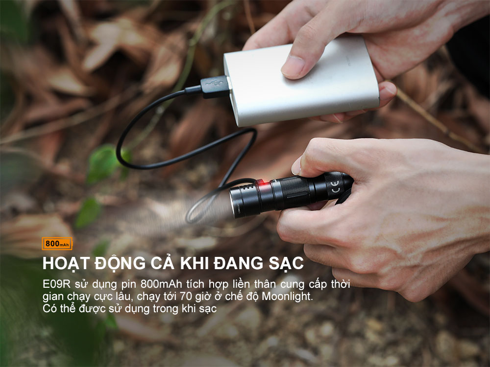 đèn pin mini móc khóa fenix e09r sử dụng pin 800mah liền thân