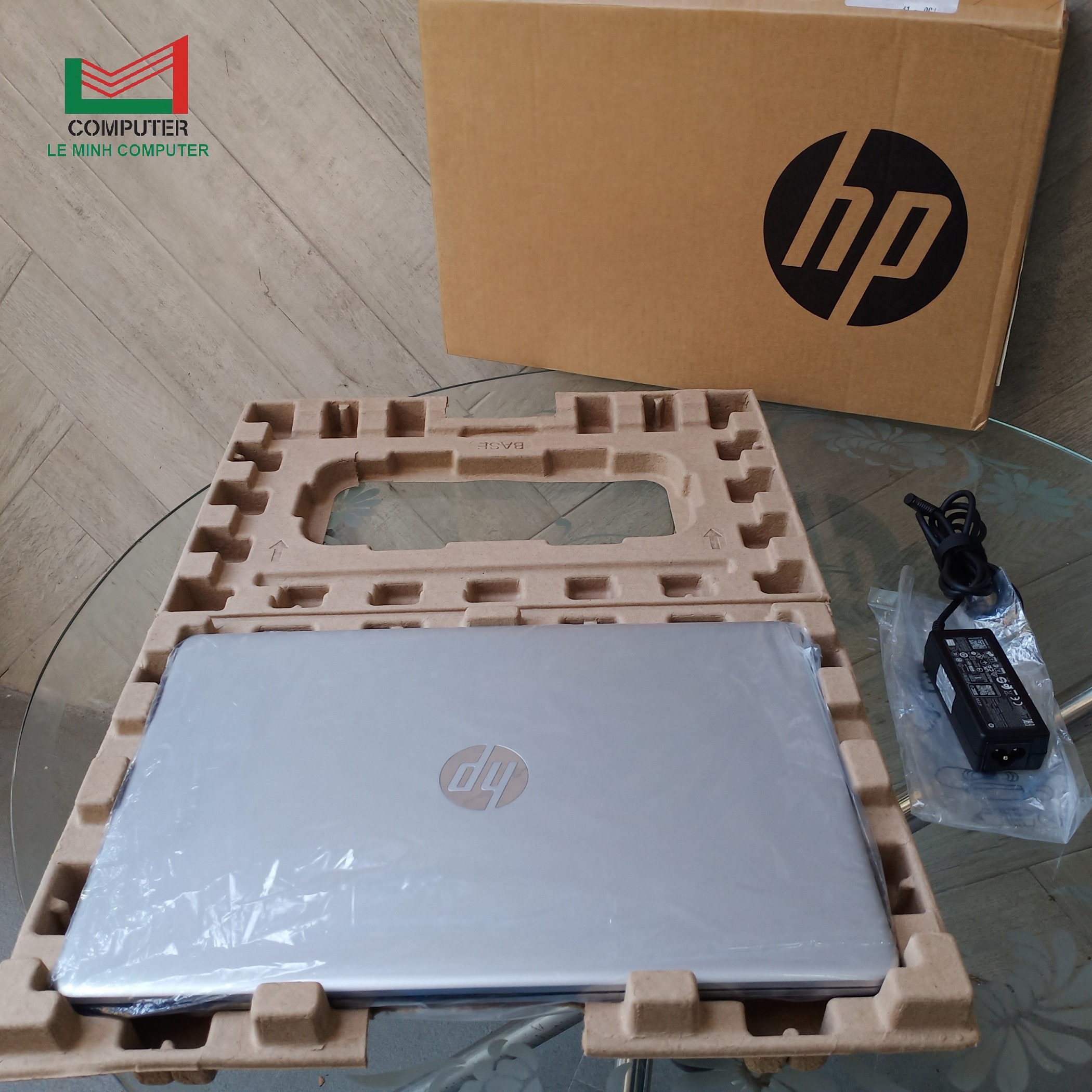 Laptop New HP15-DY2024NR Core i5-1135G7, 8GB RAM, 256GB SSD, 15.6