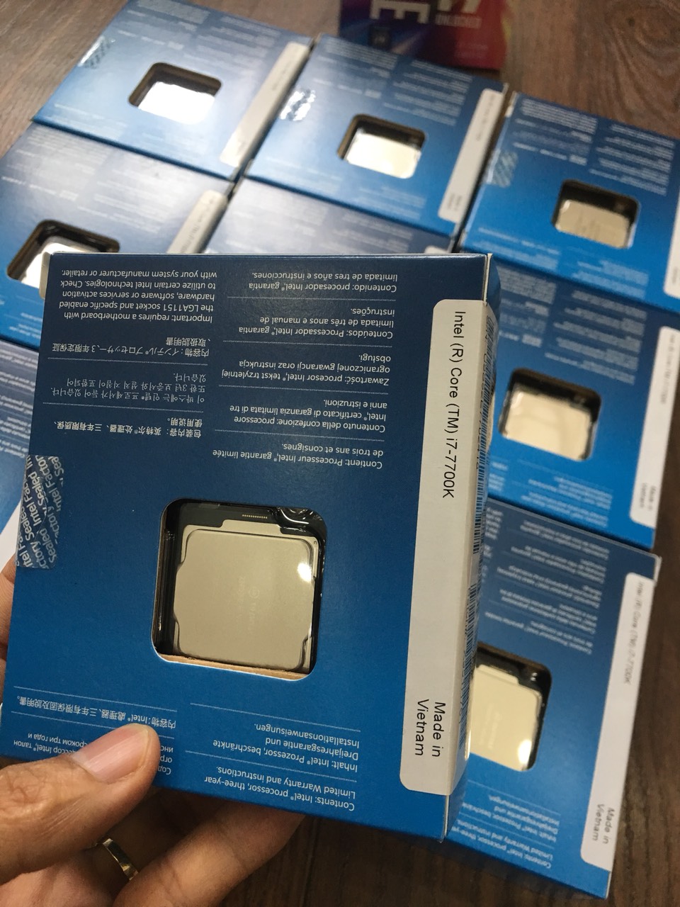 CPU Intel Core I7-7700K (4.2GHz) Chính Hãng New Seal Full Box