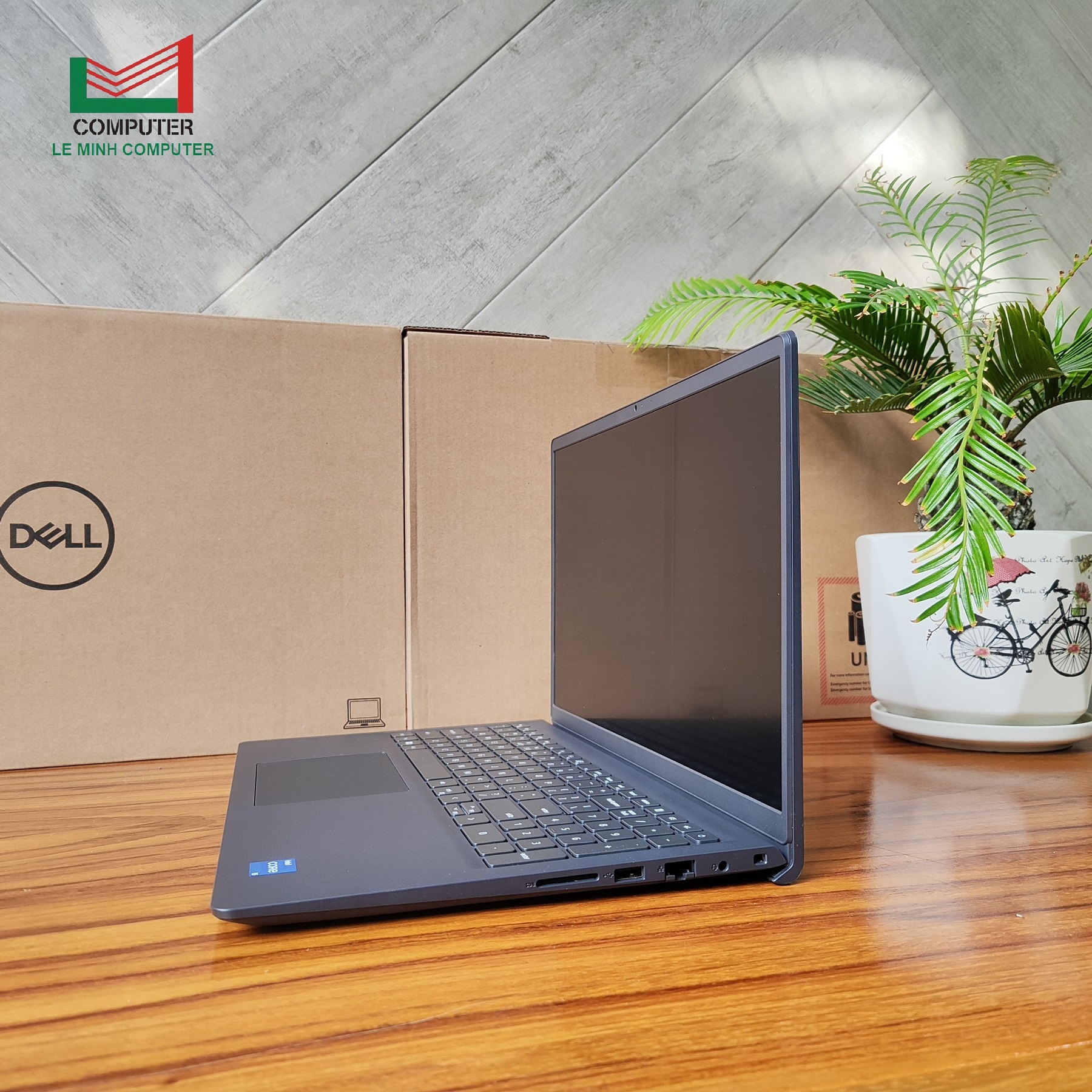 Laptop New Dell Vostro 3520 - Core i5 1135G7/ Ram 8GB/ SSD 256GB/ 15.6