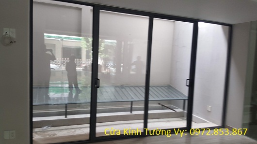 cửa nhôm kính