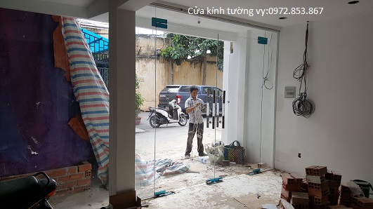 tháo vách kính văn phòng,cửa kính,vách nhôm kính quận 6