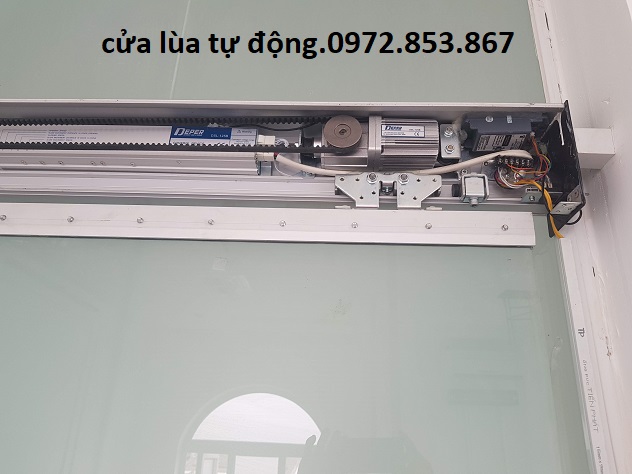cửa kính tự động