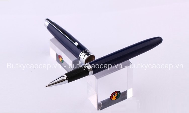 Thiết kế bút dạ bi cao cấp Picasso PS-912 màu xanh