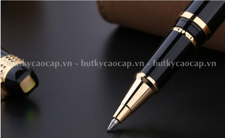 Tay nắm và ngòi viết bút ký cao cấp Picasso 926