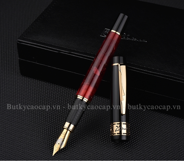 Bút máy cao cấp Picasso 915 màu đỏ