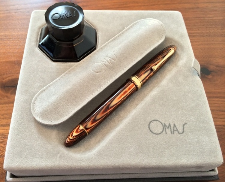 Bộ sản phẩm bút máy Omas Ogival Arco Brown