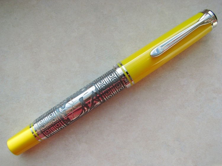 Bút máy Pelikan Toledo M910 Yellow