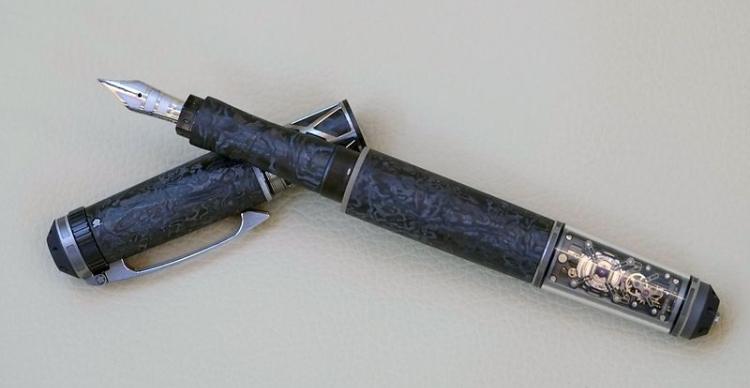 Bút máy Richard Mille RMS05