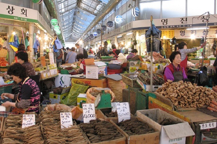Chợ Namdaemun tại thủ đô Seoul