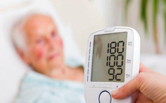 người cao huyết áp không nên sử dụng