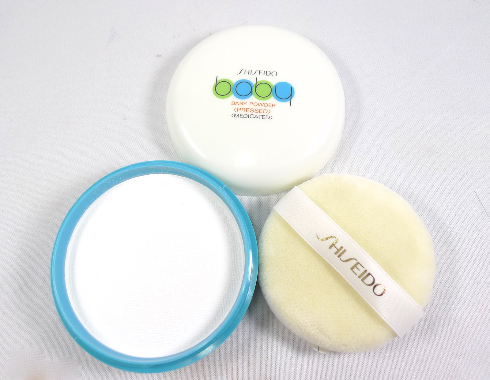Phấn rôm dạng nén shiseido baby Nhật bản