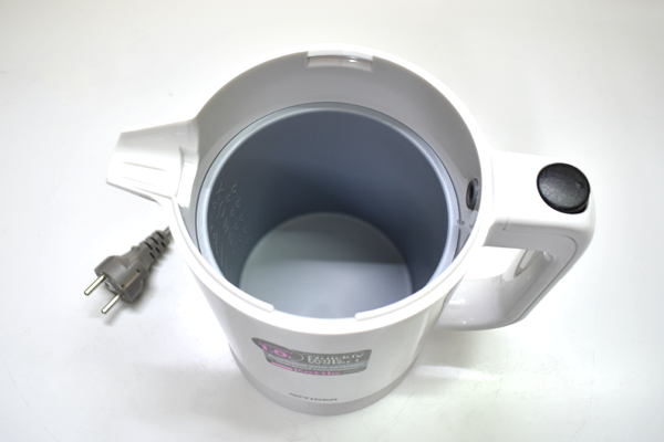 ben trong Am dun nuoc Tiger PFY-A10W