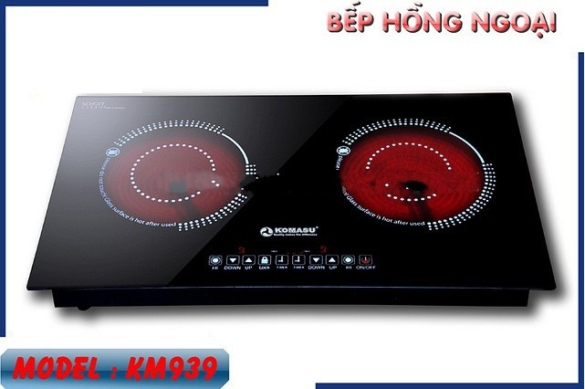 Bếp đôi hồng ngoại Komasu có giá 12.000.000 đồng