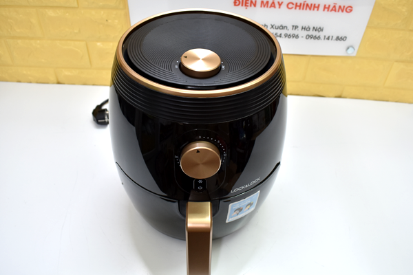 Noi chien khong dau Lock&lock Eco Fryer EJF145 gia re