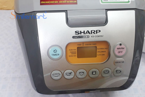 Man hinh hien thi Noi com dien SHARP KS-COM19V