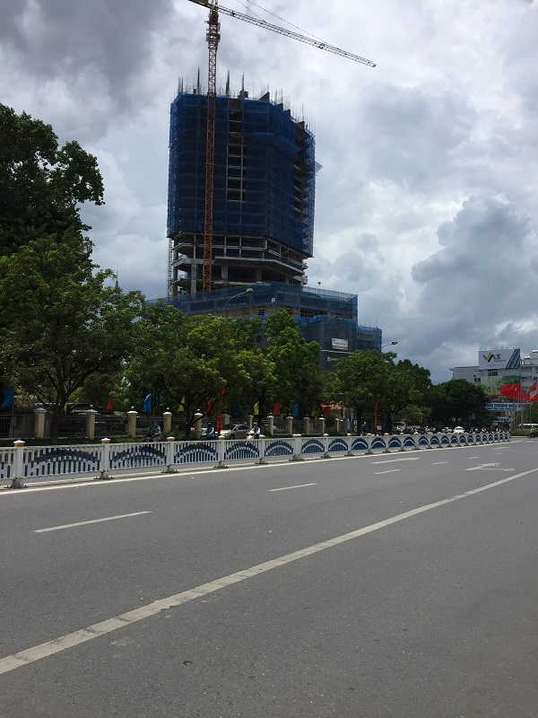 Tòa nhà Vincom Hùng Vương