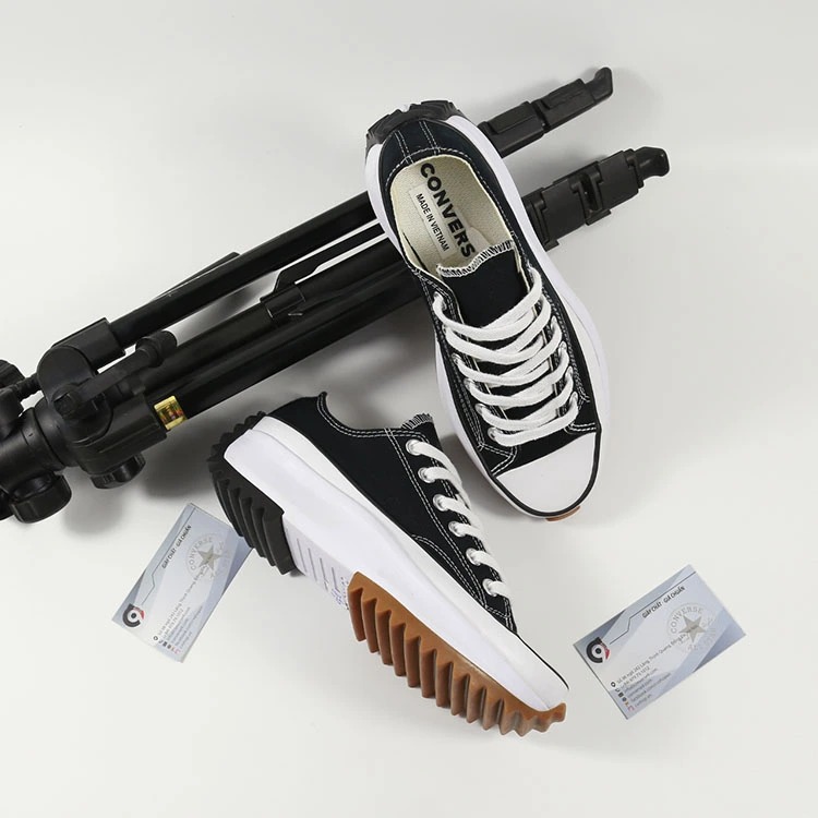 converse run star hike den thap cho